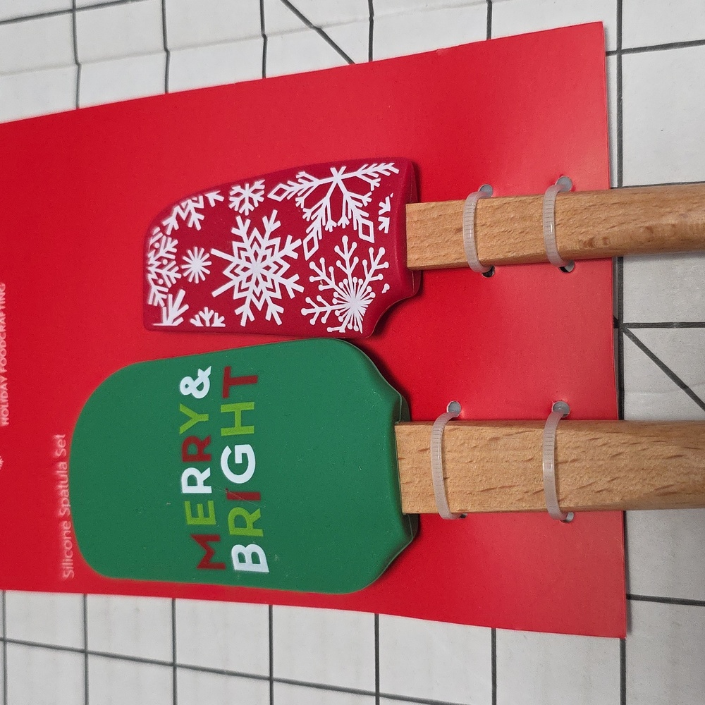 Place & Time Holiday Silicone Spatula Set 11" & 8.5" Christmas Snowflakes & Merr
